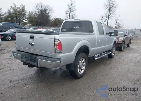 2015 Ford F-250 Lariat z USA, uszkodzony, nr VIN 1FT7W2B65FEA92213